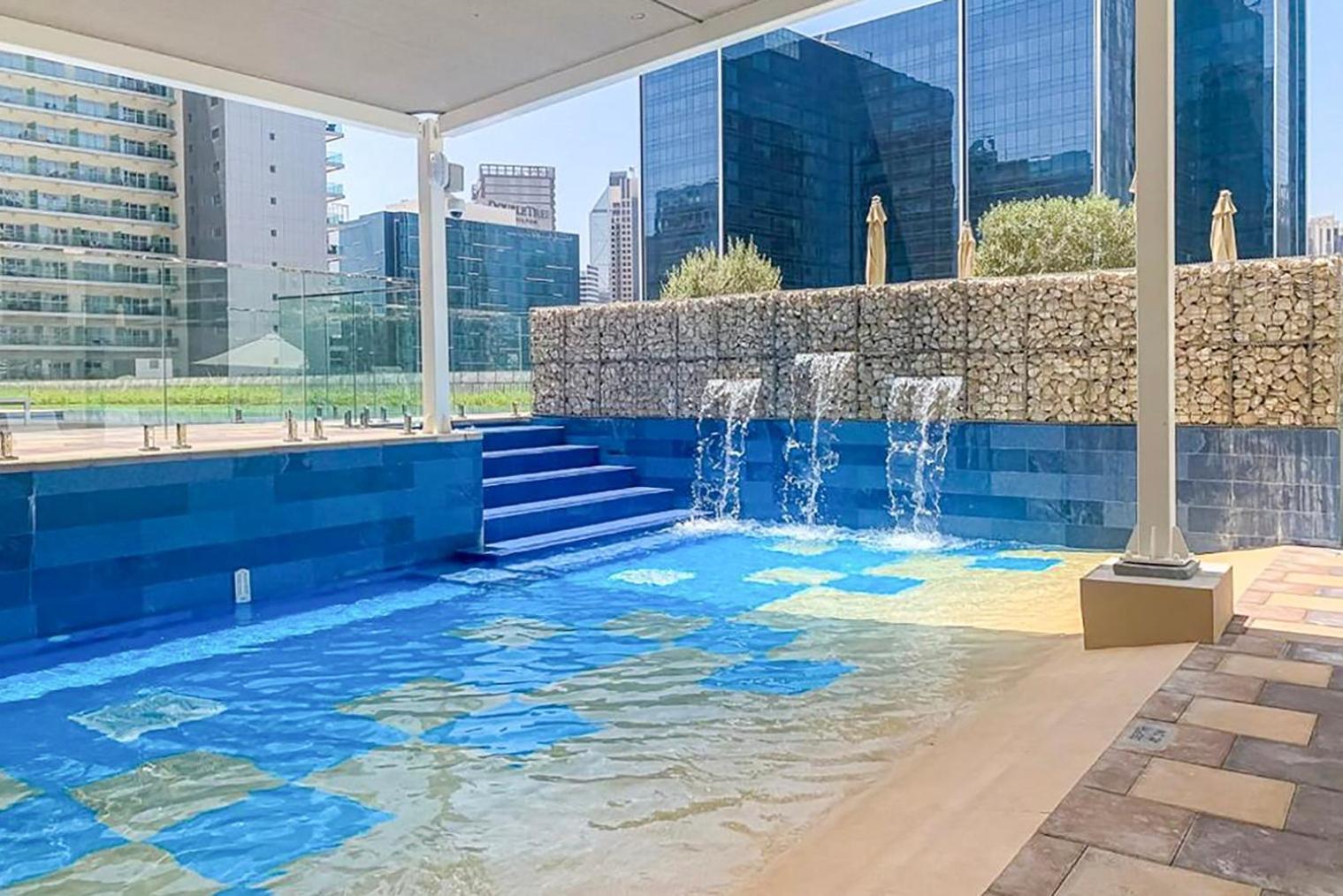 Blueground Vera Residences Bk View Pool Gym Dxb-1263 *