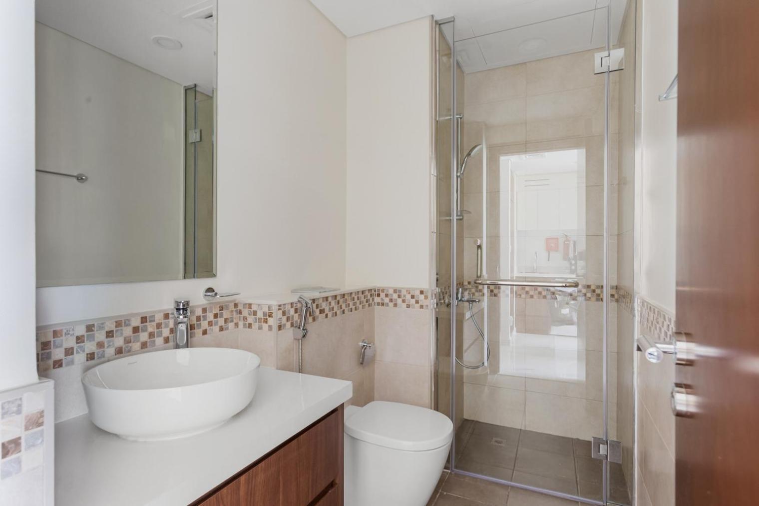 Apartment Blueground Vera Residences Bk View Pool Gym Dxb-1263 *